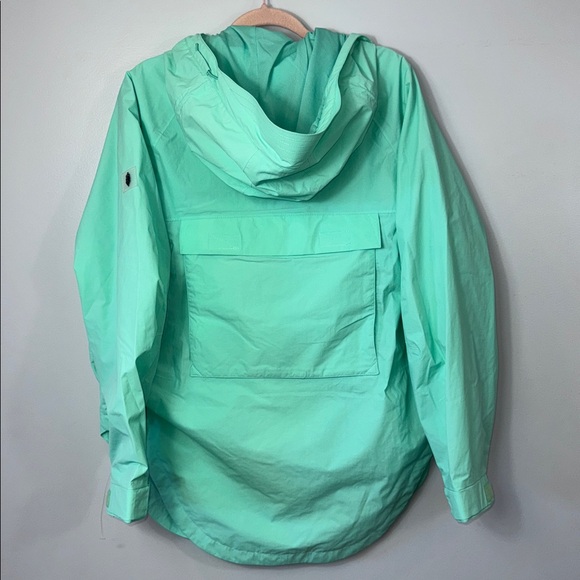 FP Movement Singin’ in the rain packable jacket in hot turquoise - Picture 9 of 10